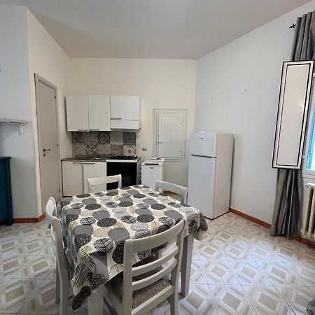 Appartamentino Nel Chiasso Monopoli Exteriör bild